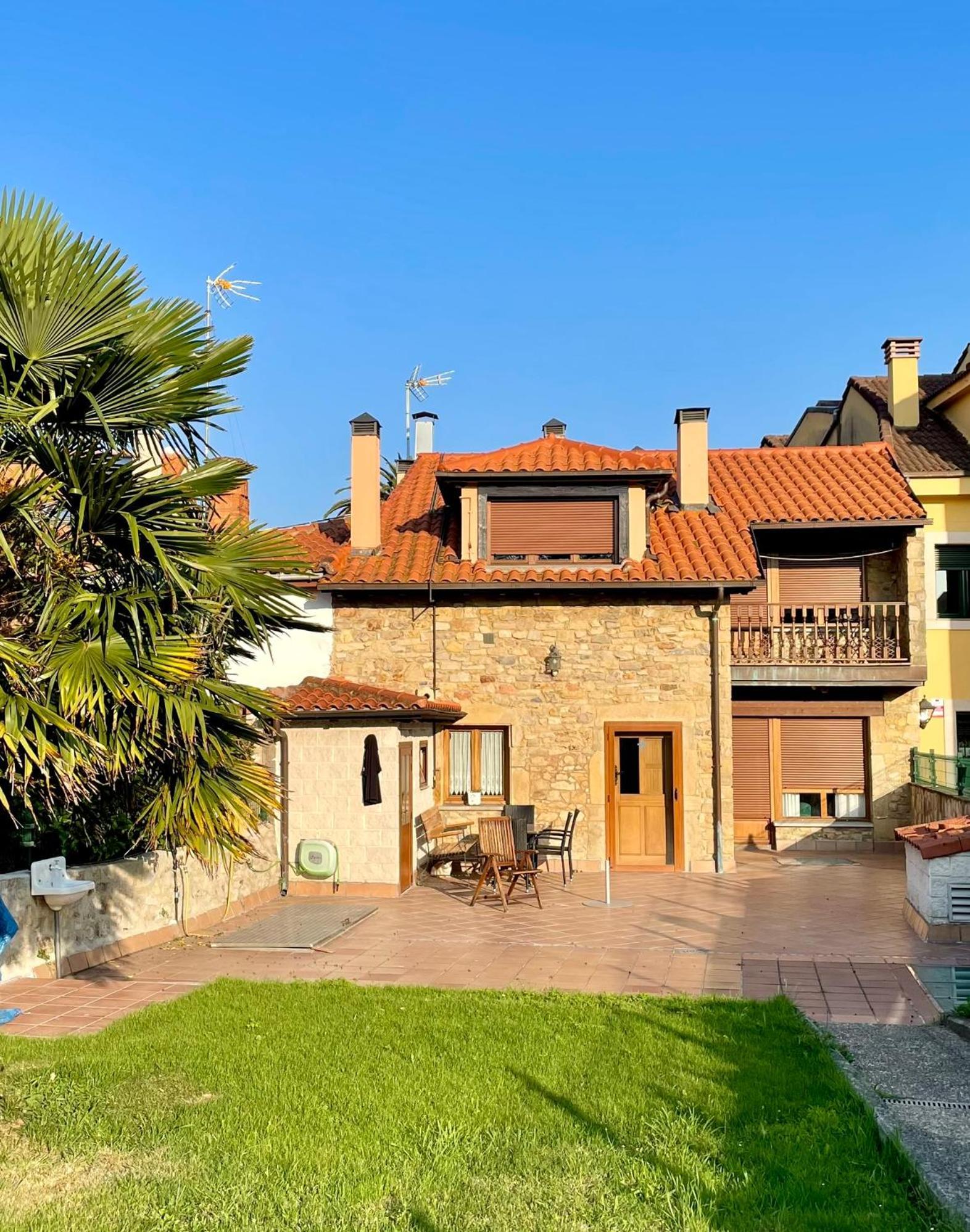 Ferienwohnung La Santina Y Su Jardin Avilés Exterior foto